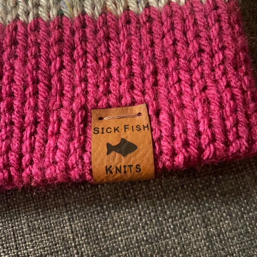 Handcrafted  Knit Set(bag&hat) . - Picture 9 of 9